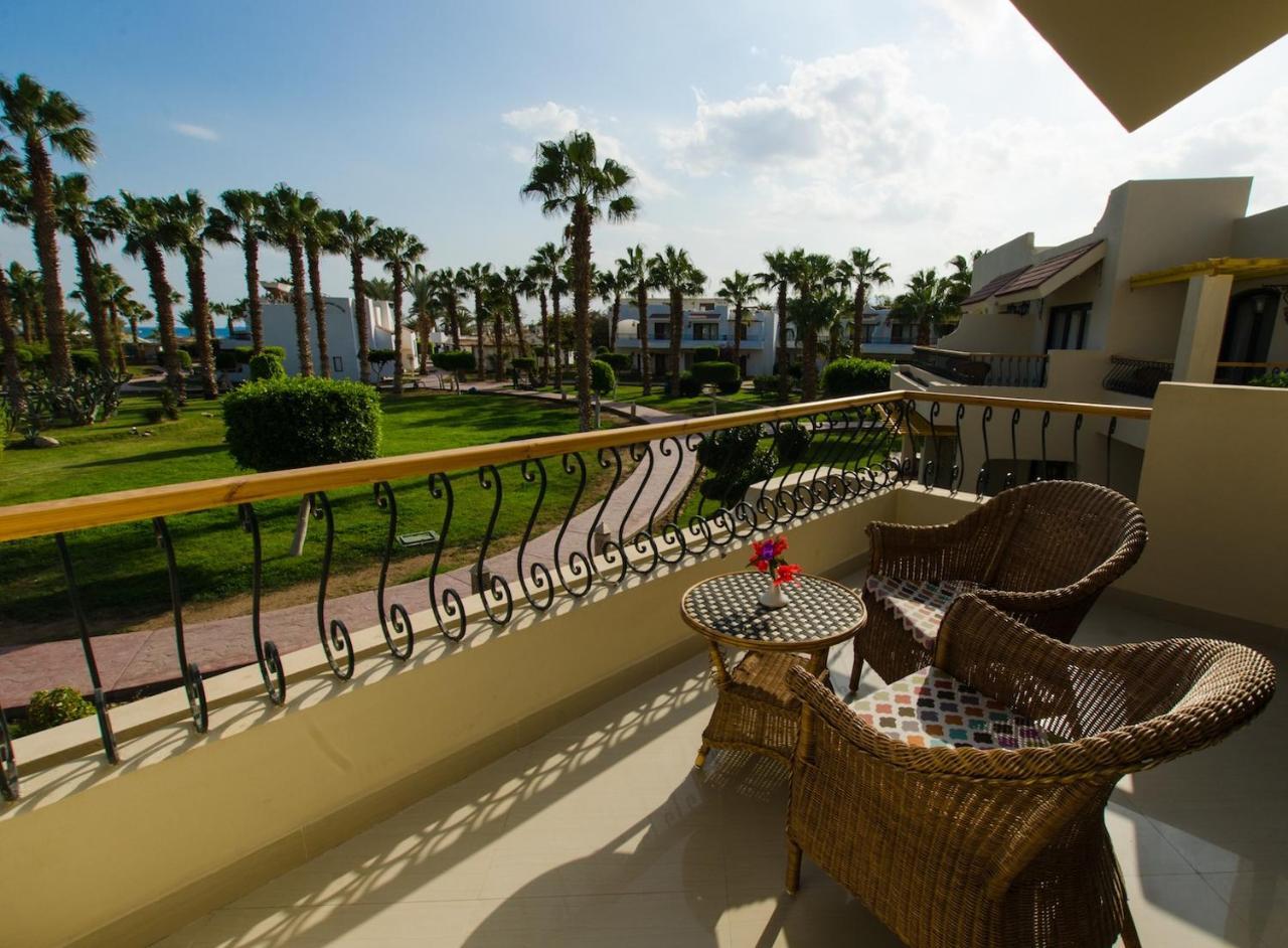 Lotus Bay Resort Hurghada Exterior photo